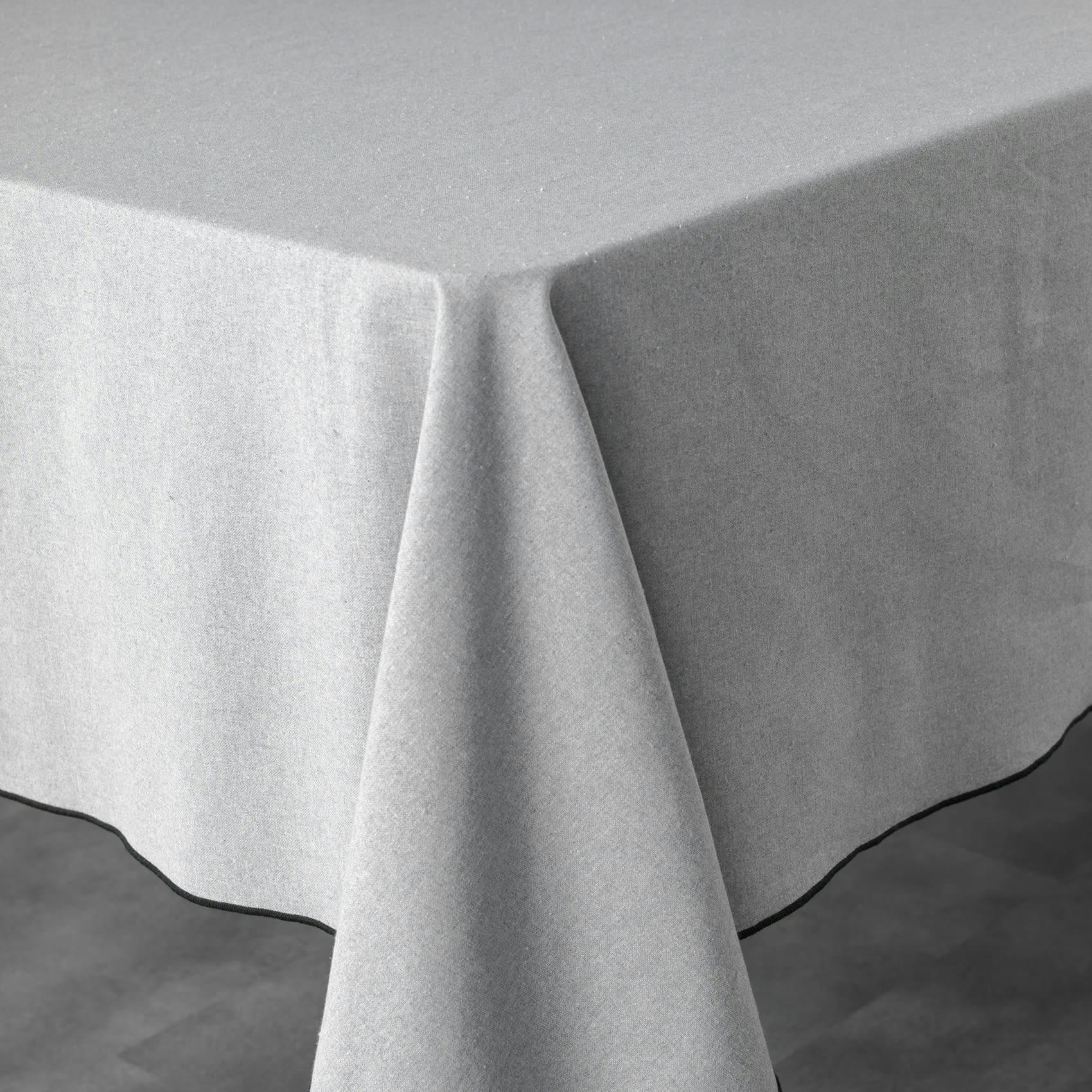 - Nappe bourdonnée en coton recyclé gris clair 140x240 cm