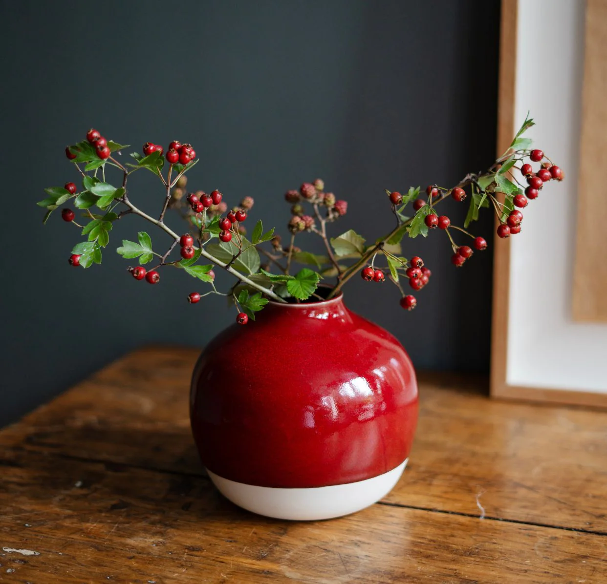 vase nèfle cerise