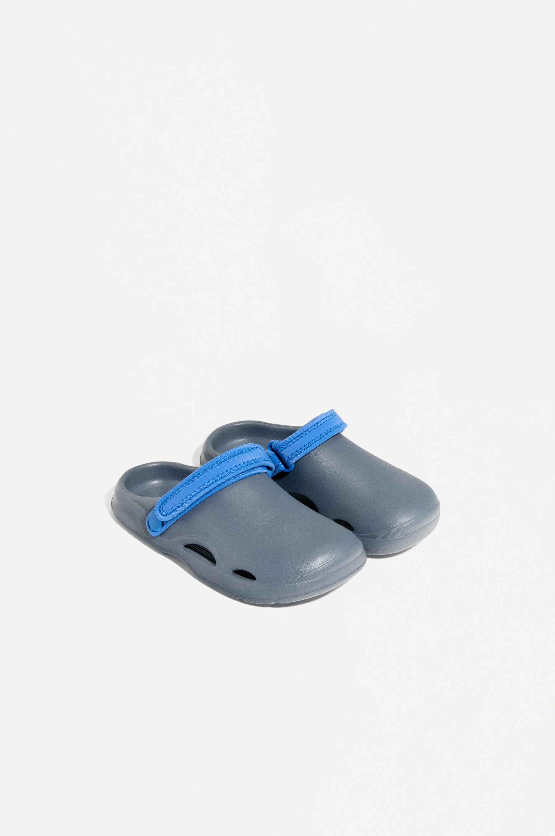 ZUECO PISCINA BAREFOOT