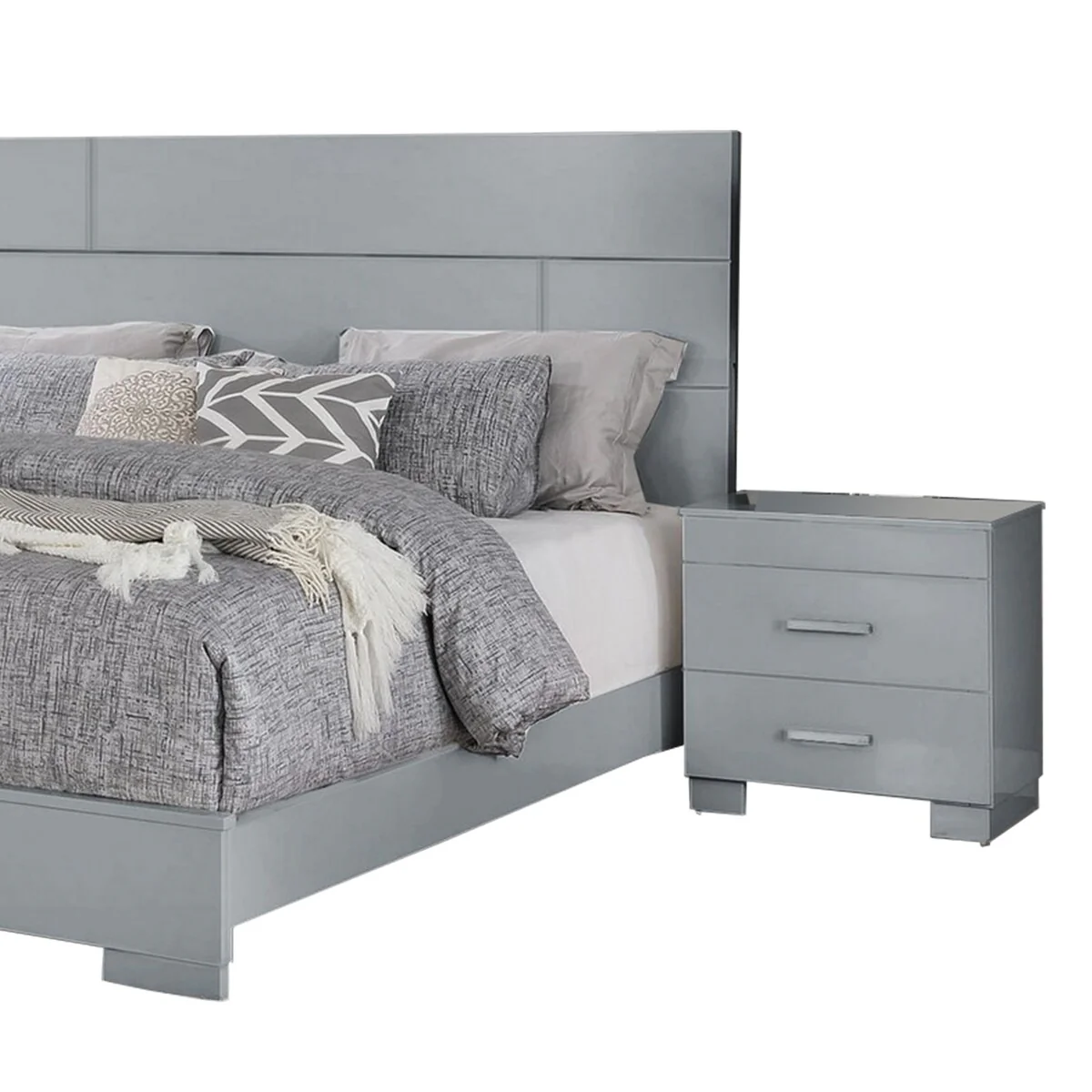 Contemporary 4 Piece Glossy Wooden Queen Bedroom Set, Gray