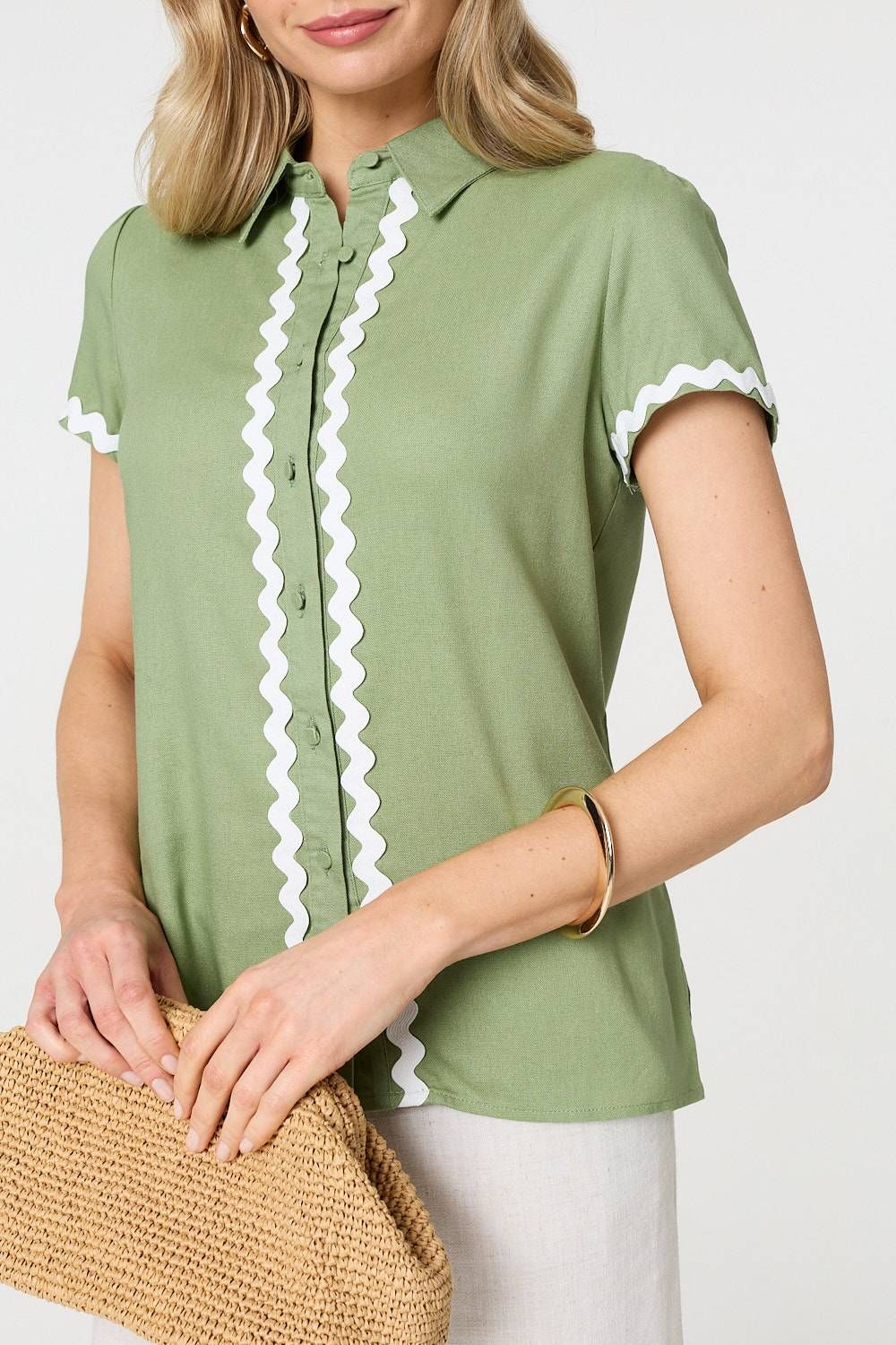 Izabel London Zig Zag Trim Short Sleeve Shirt