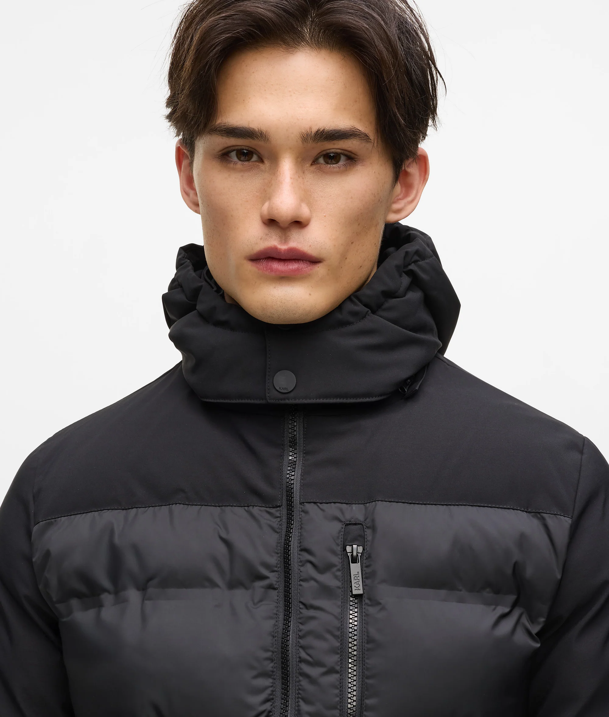 Veste à capuche matelassée
