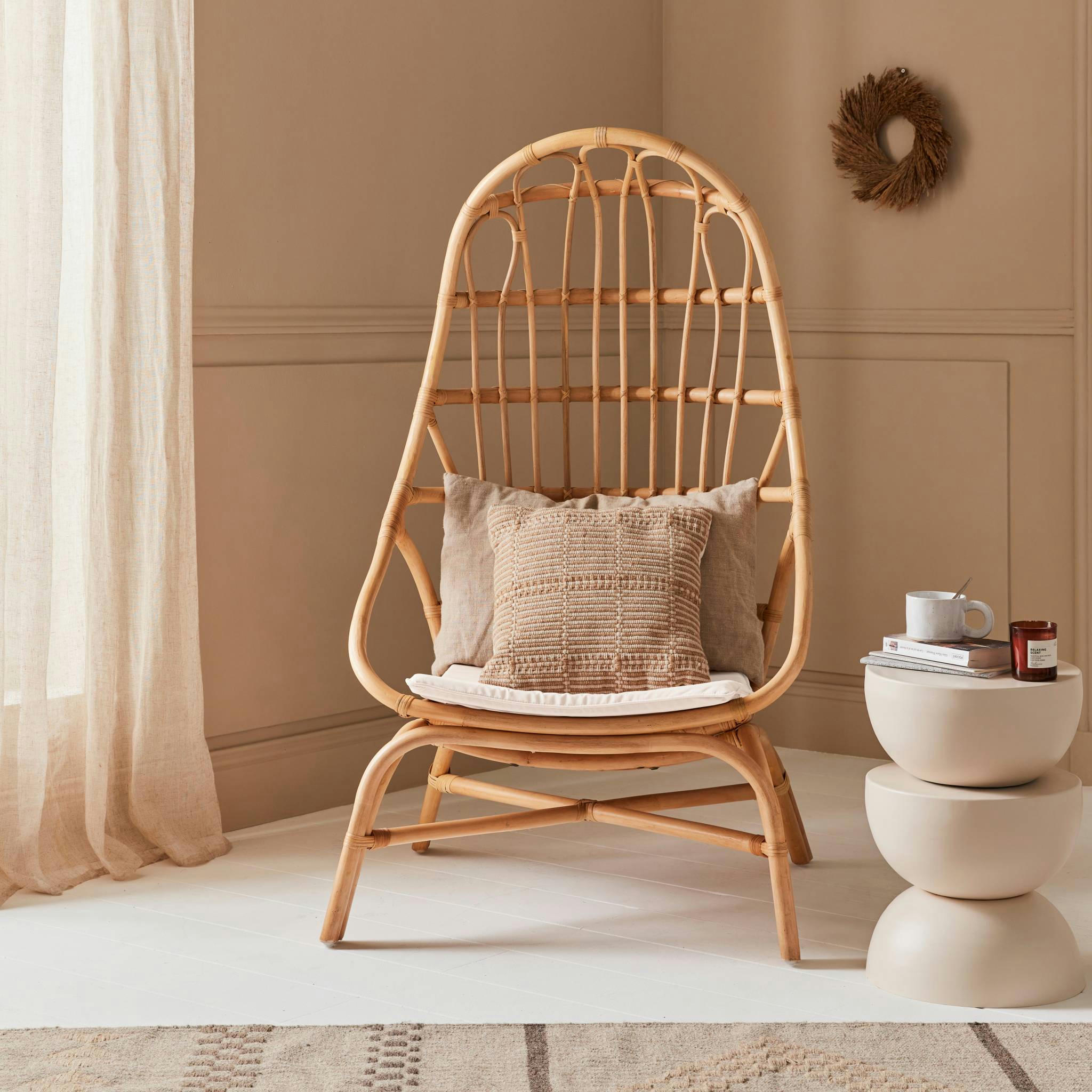 PADANG - Fauteuil œuf en rotin avec coussin d'assise