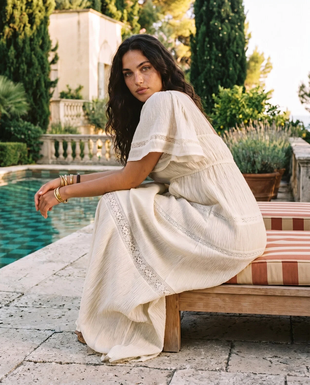 Robe Teyssa