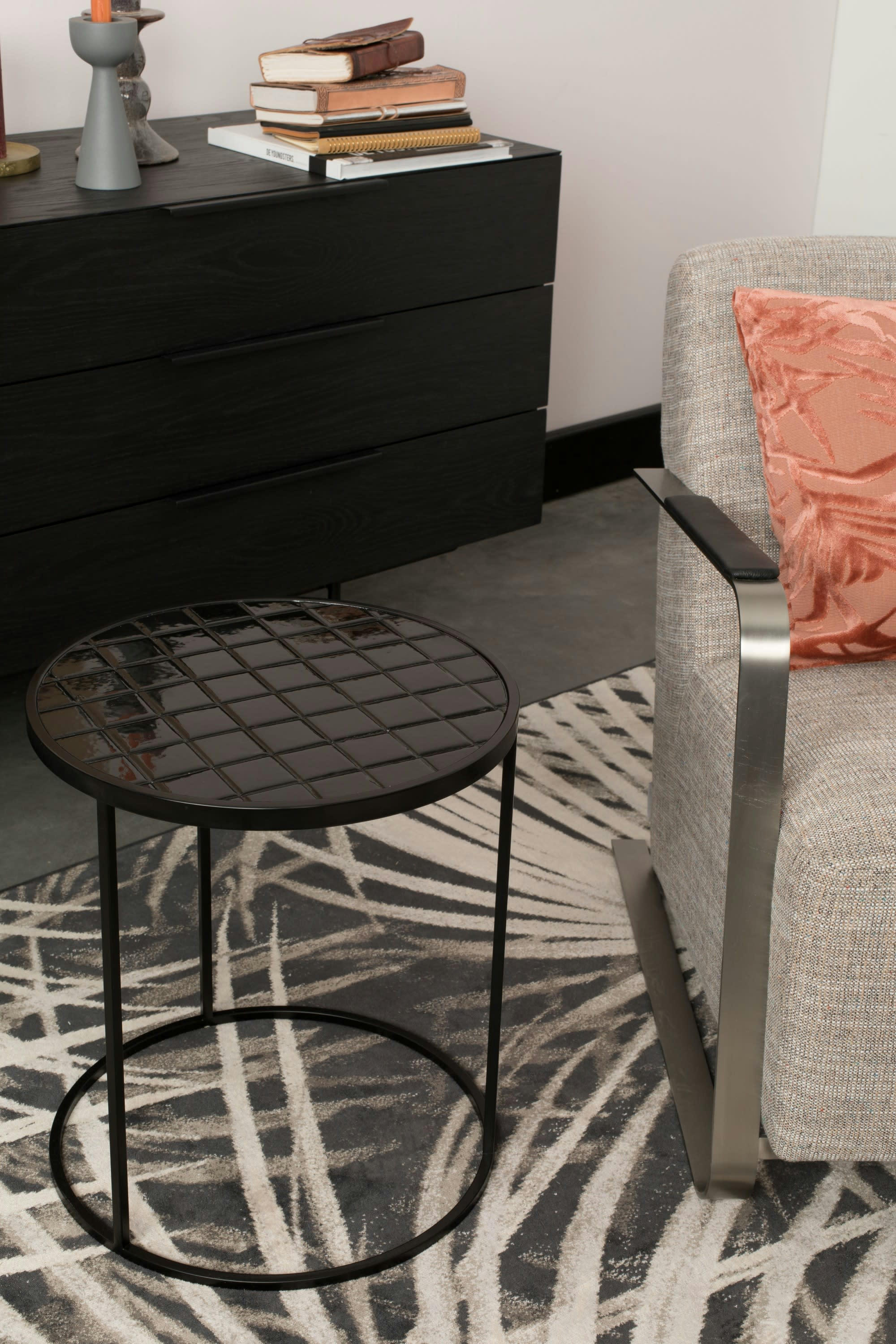 GLAZED - Table d'appoint en cétamique noir