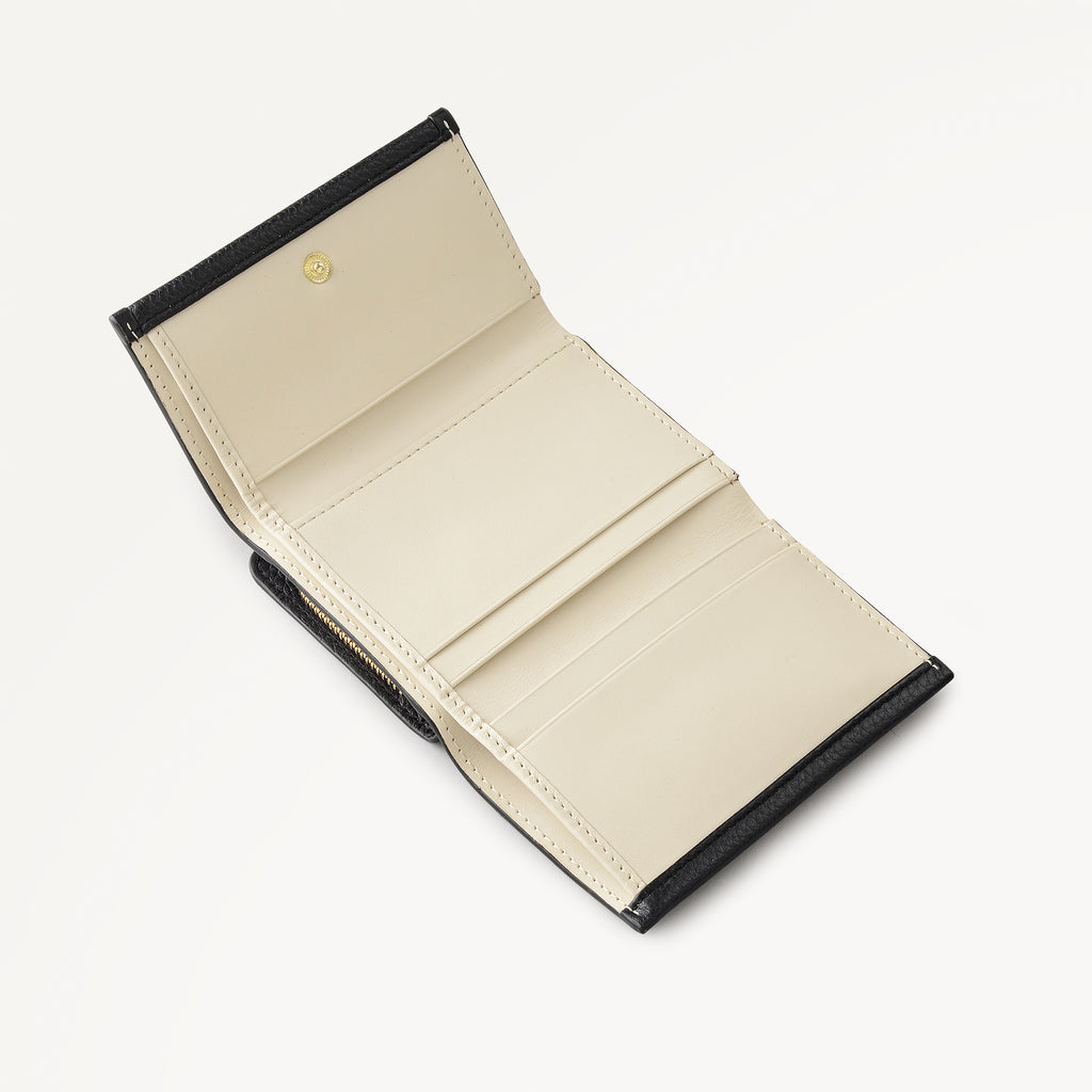 Alba Place - Small Trifold Purse