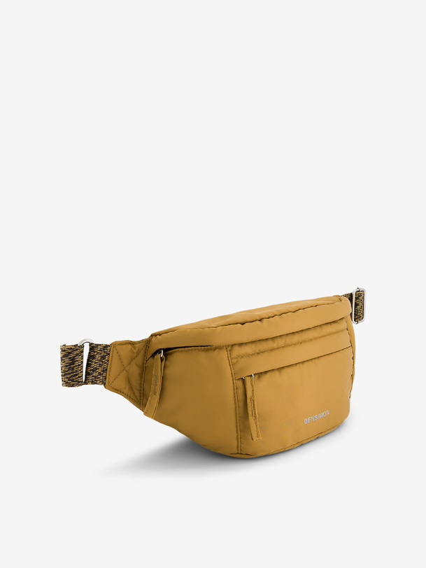 Banana bag camel