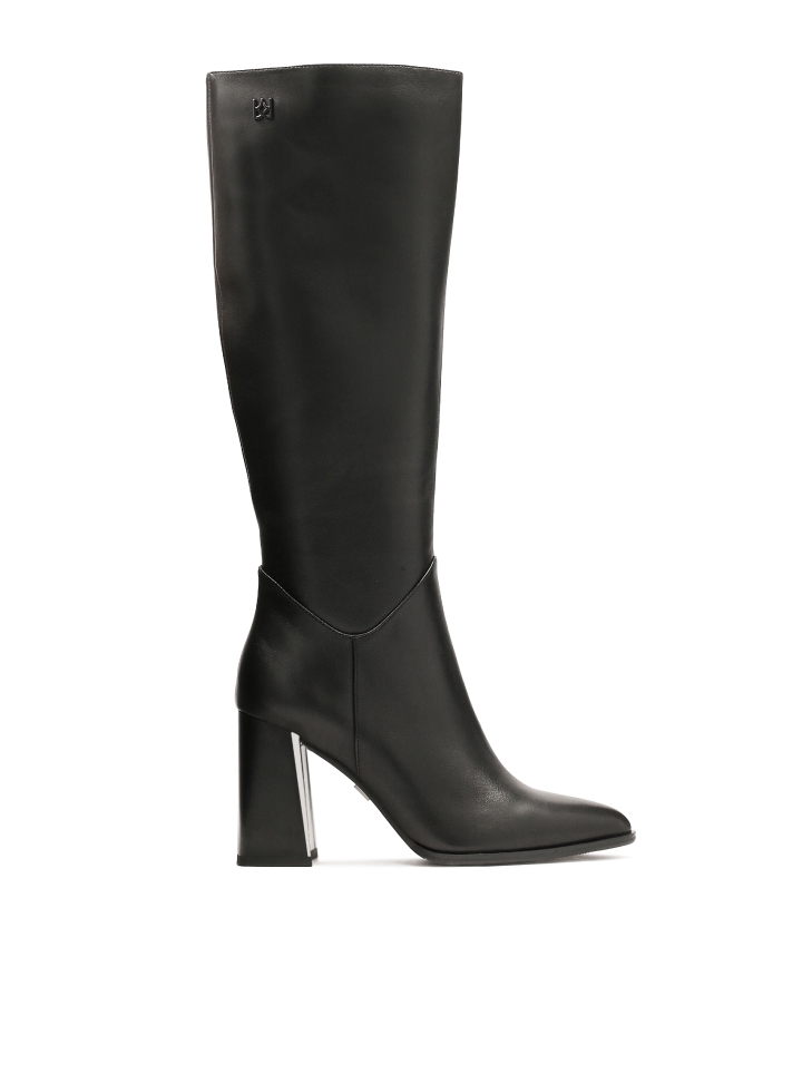 Minimalist black soft leather boots