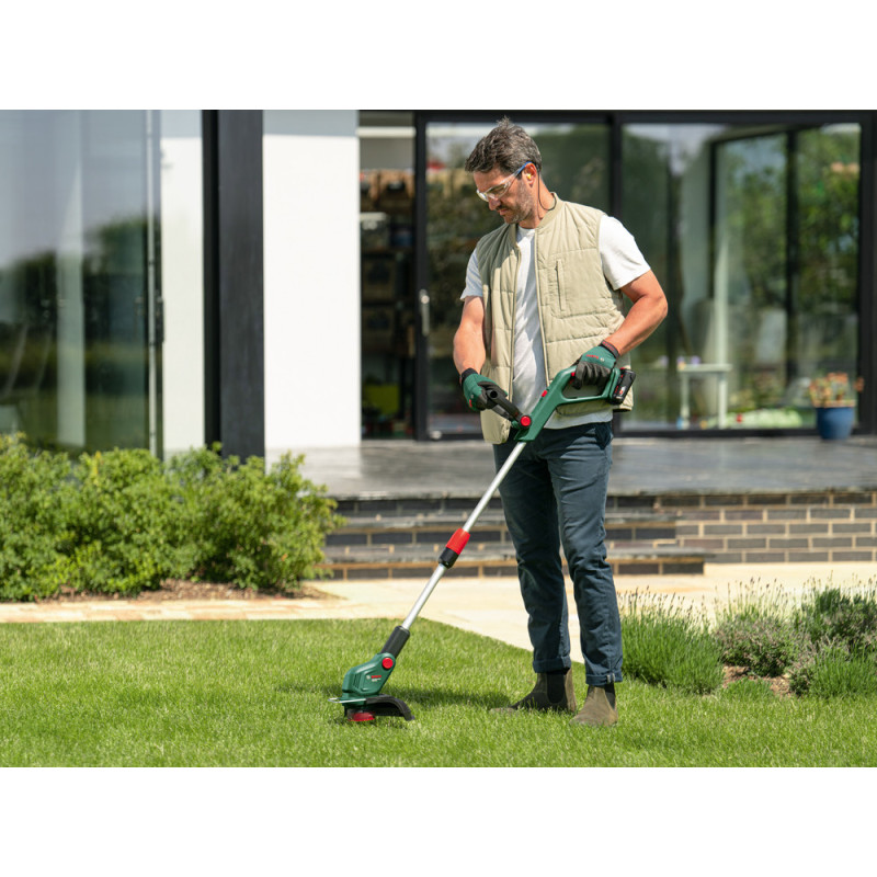 Coupe-bordure sur batterie Universal GrassCut 18V-23-450 18 V BOSCH