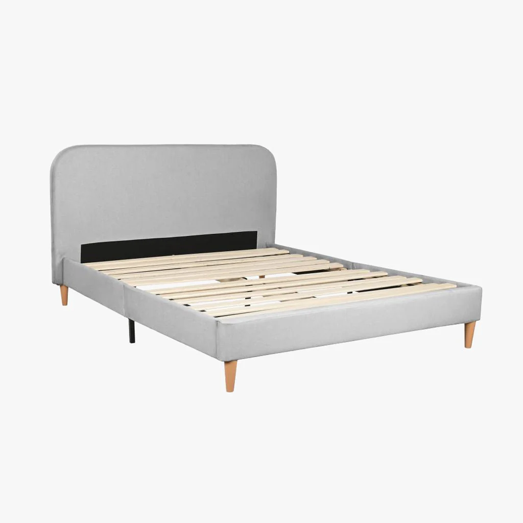 Cama Tecido com Cabeceira Arredondada e Pés de Madeira Cinza SERENA