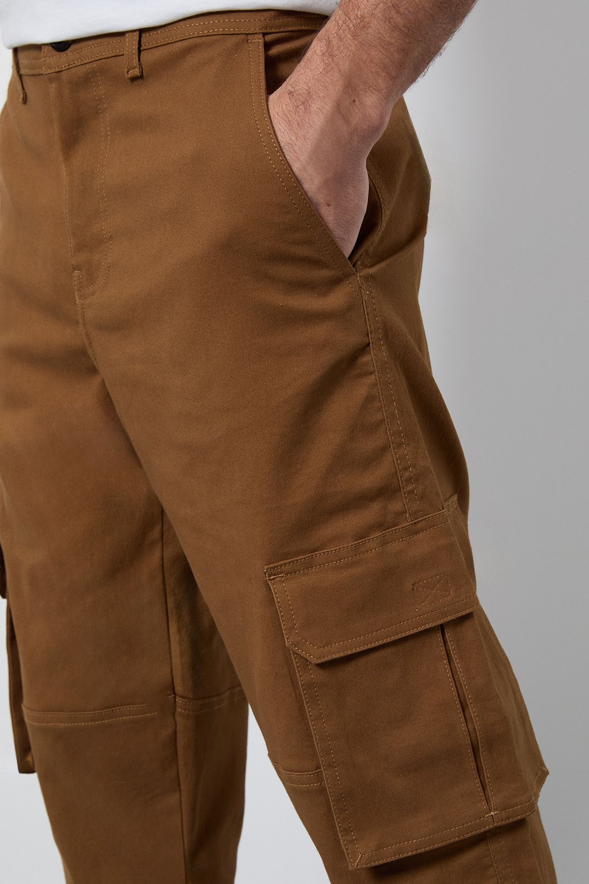 Maine Tobacco 3/4 Cotton Cargo Short