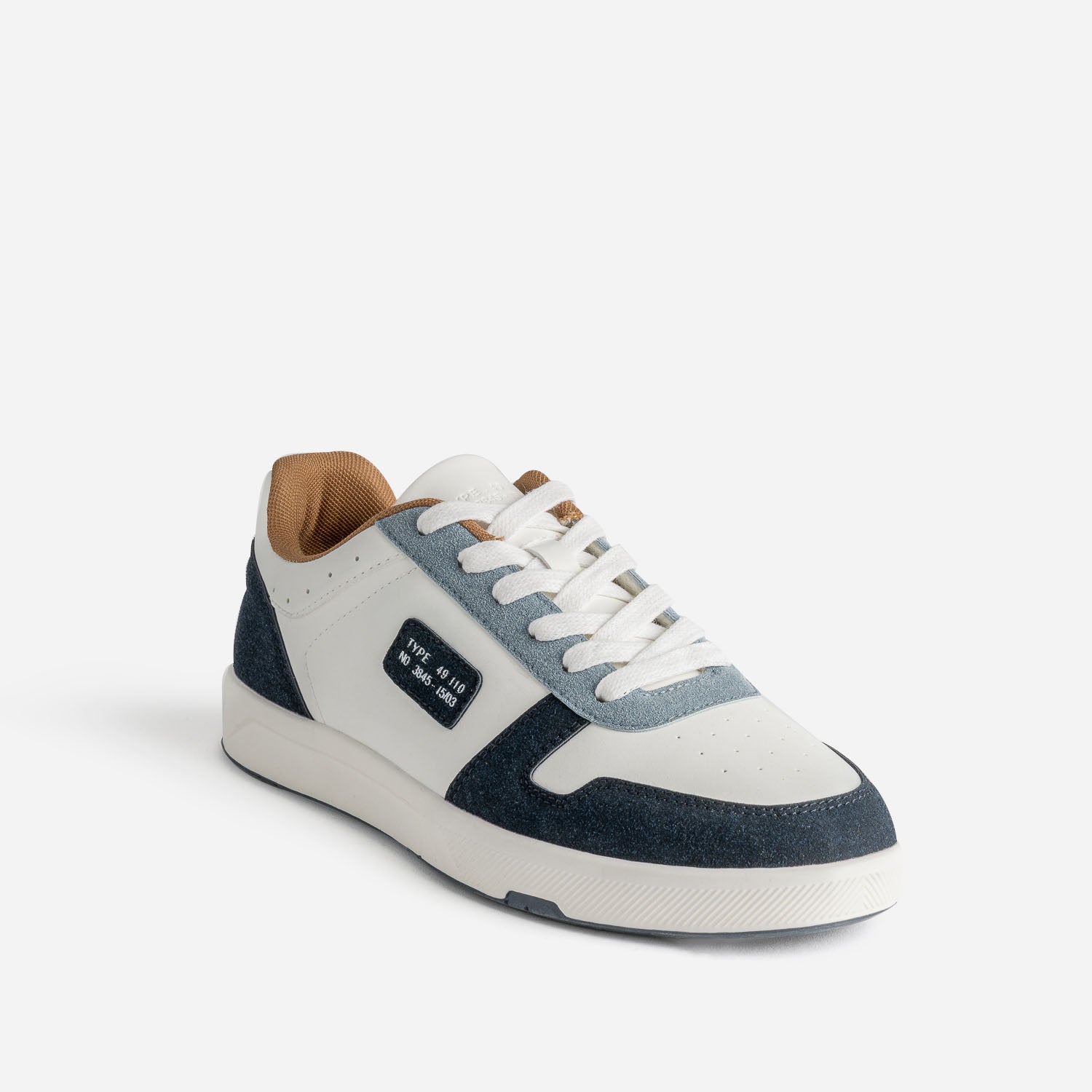Tennis blanche, marine, bleu et camel