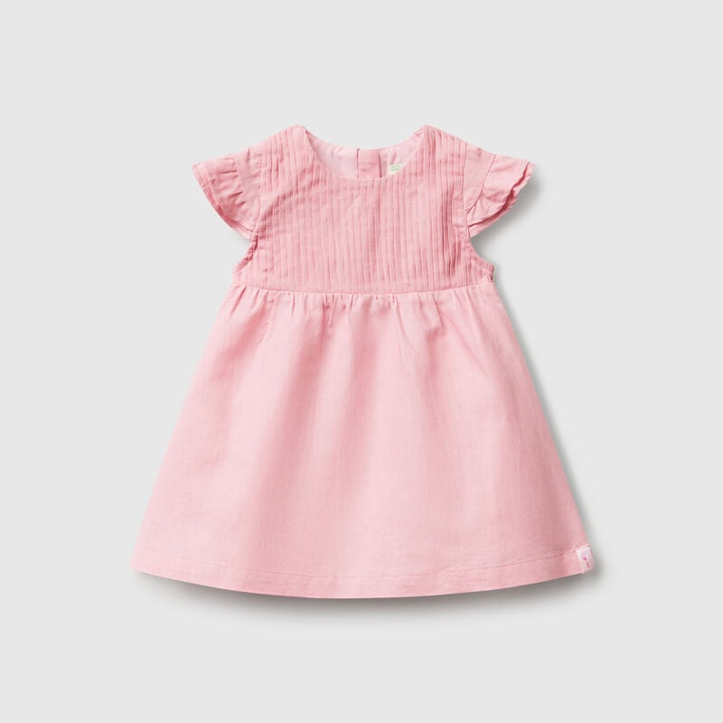 Dress in linen and cotton blend
