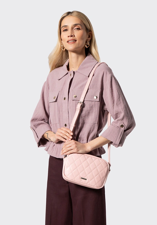 Damska torebka crossbody z imitacji skóry różowa