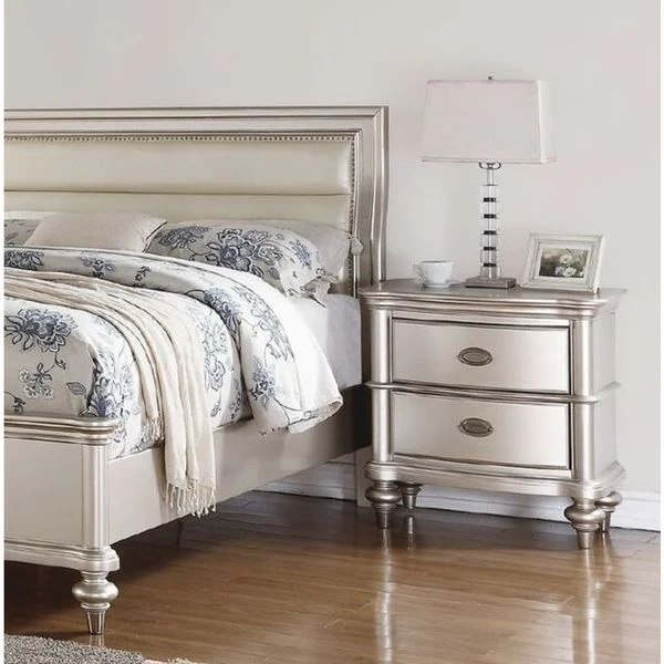 Savina 6 Piece Bedroom Set
