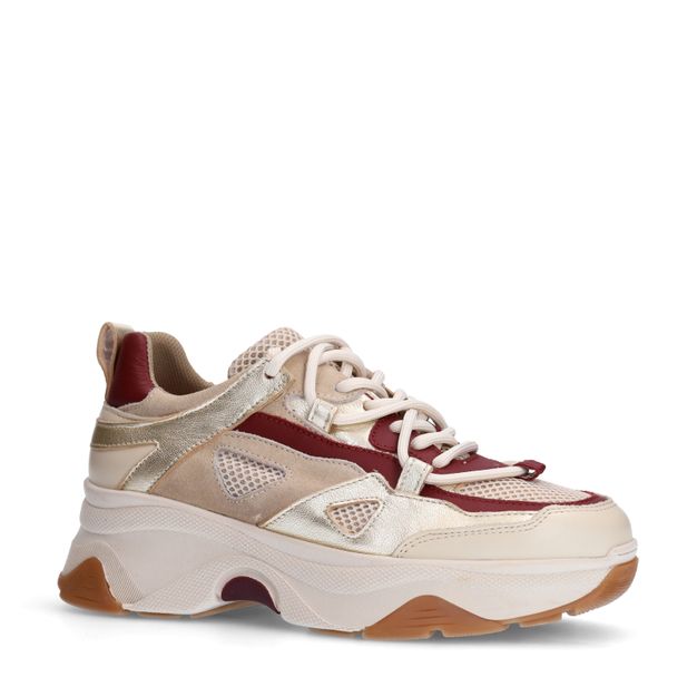 Beige sneakers met burgundy details