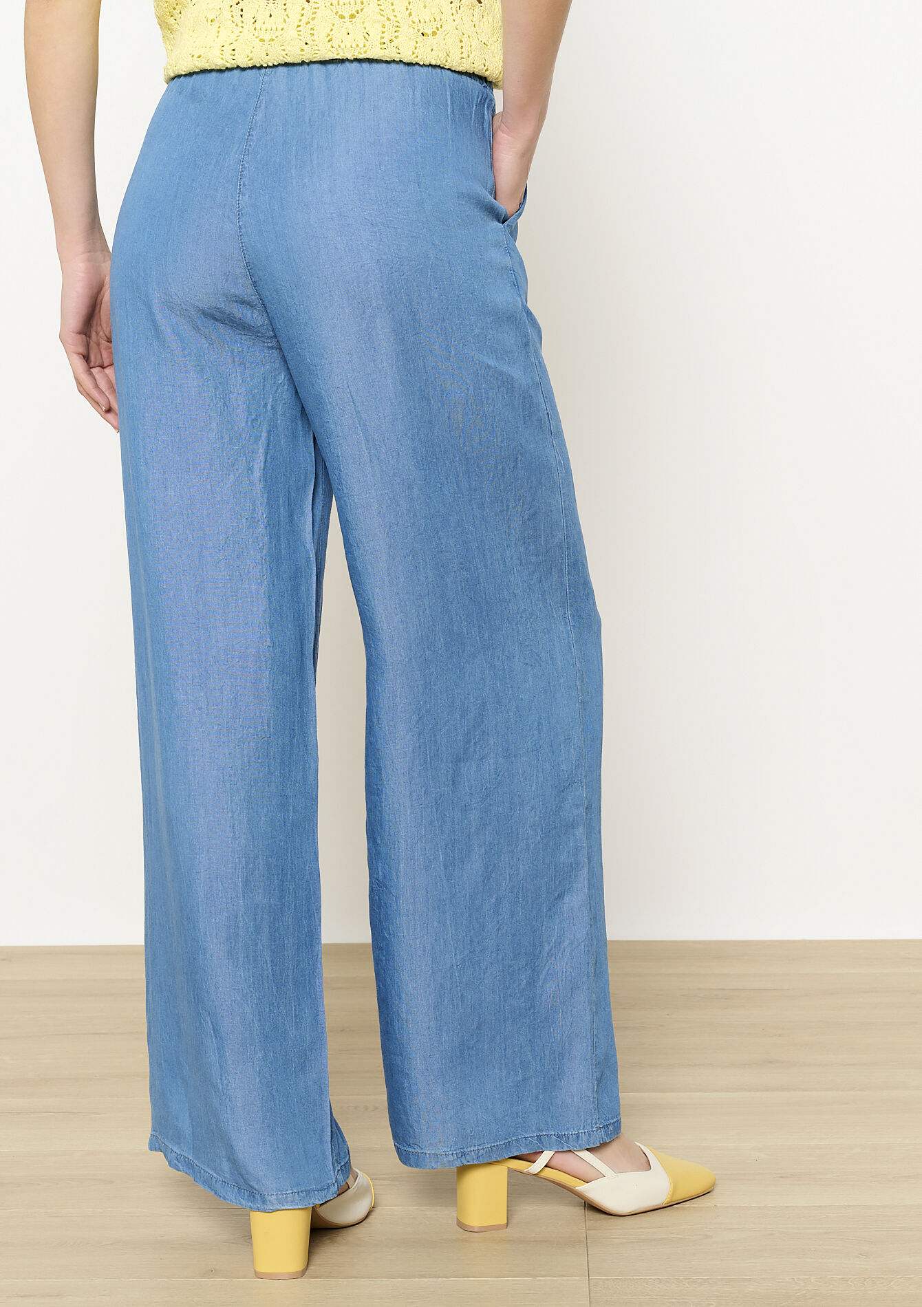 Losvallende Tencel broek