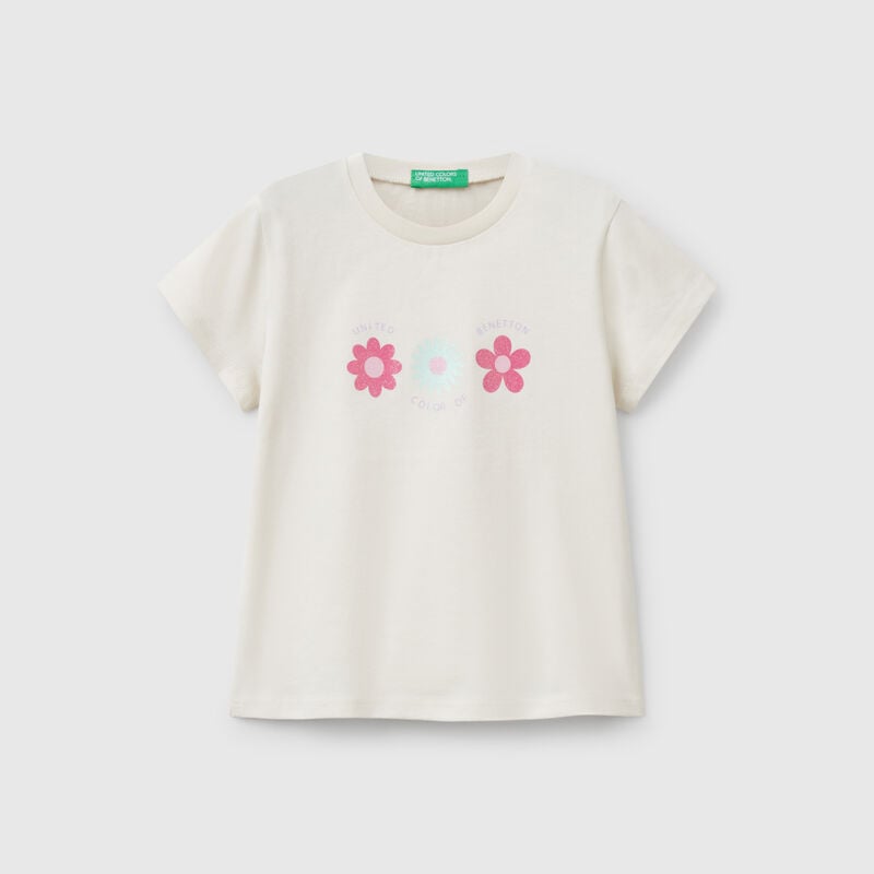 T-shirt with glitter print
