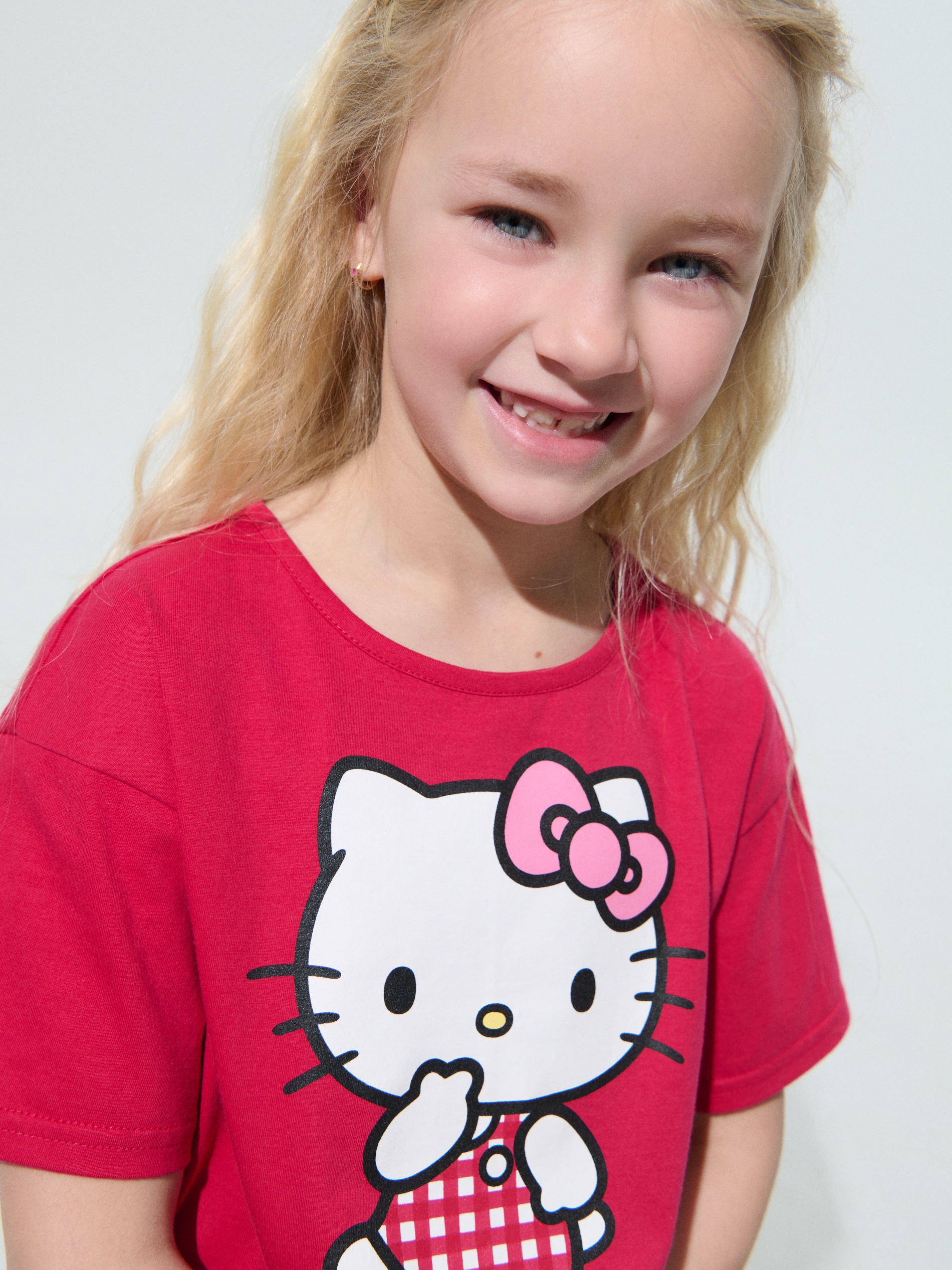 Komplet: koszulka i spódnico-spodenki Hello Kitty