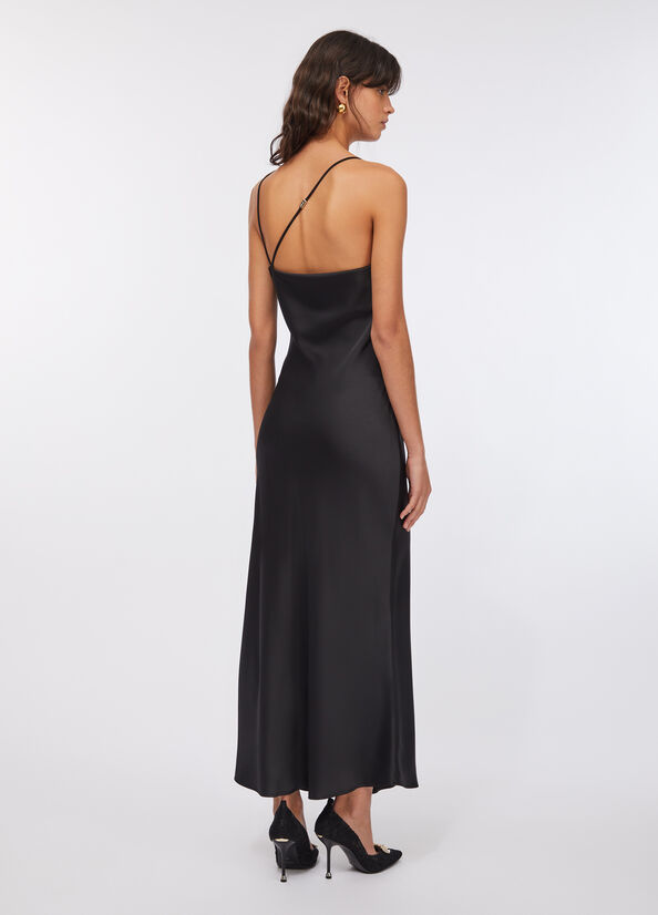 Abito lungo elegante in raso