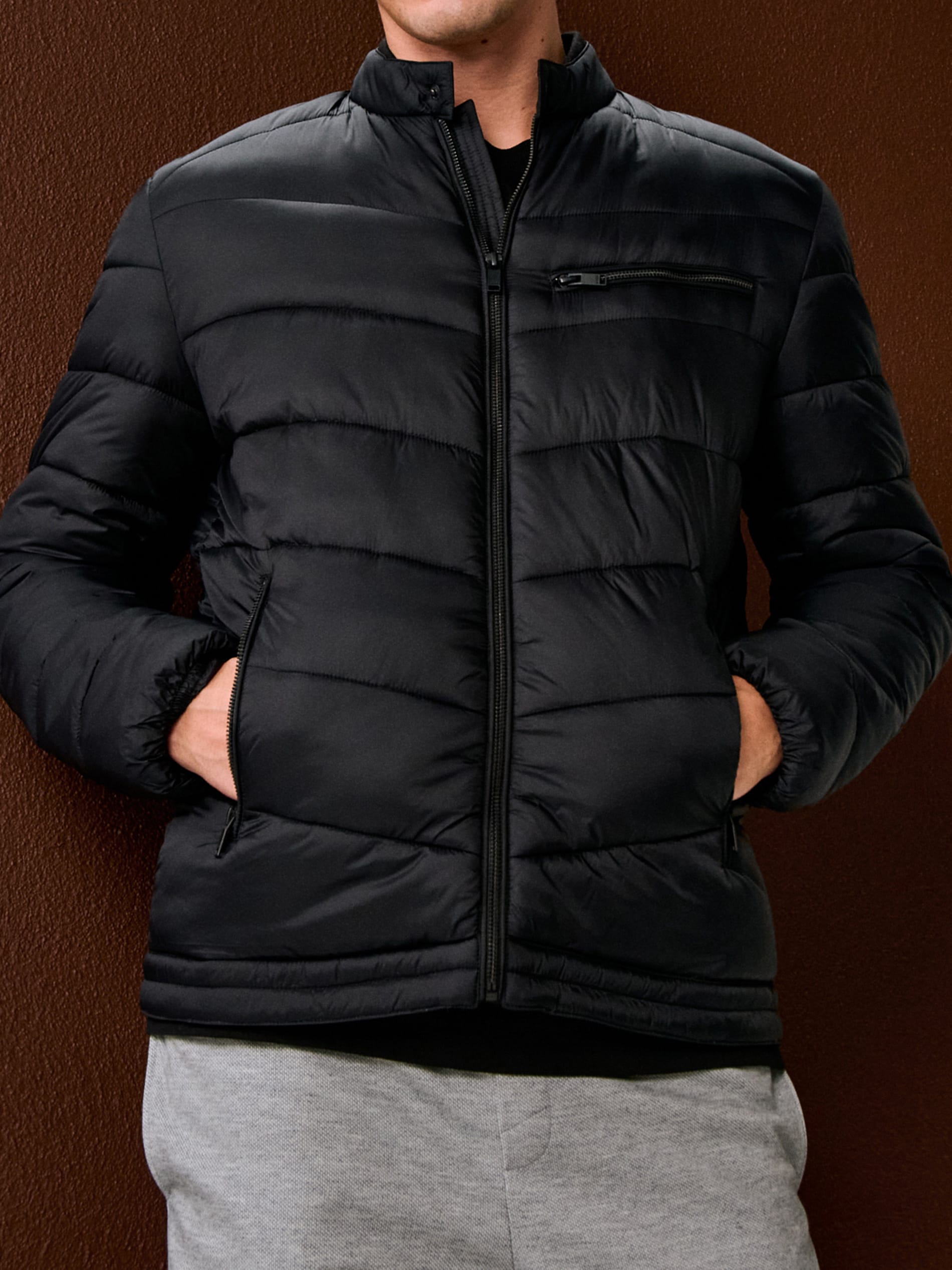 Pikowana kurtka puffer ze stójką