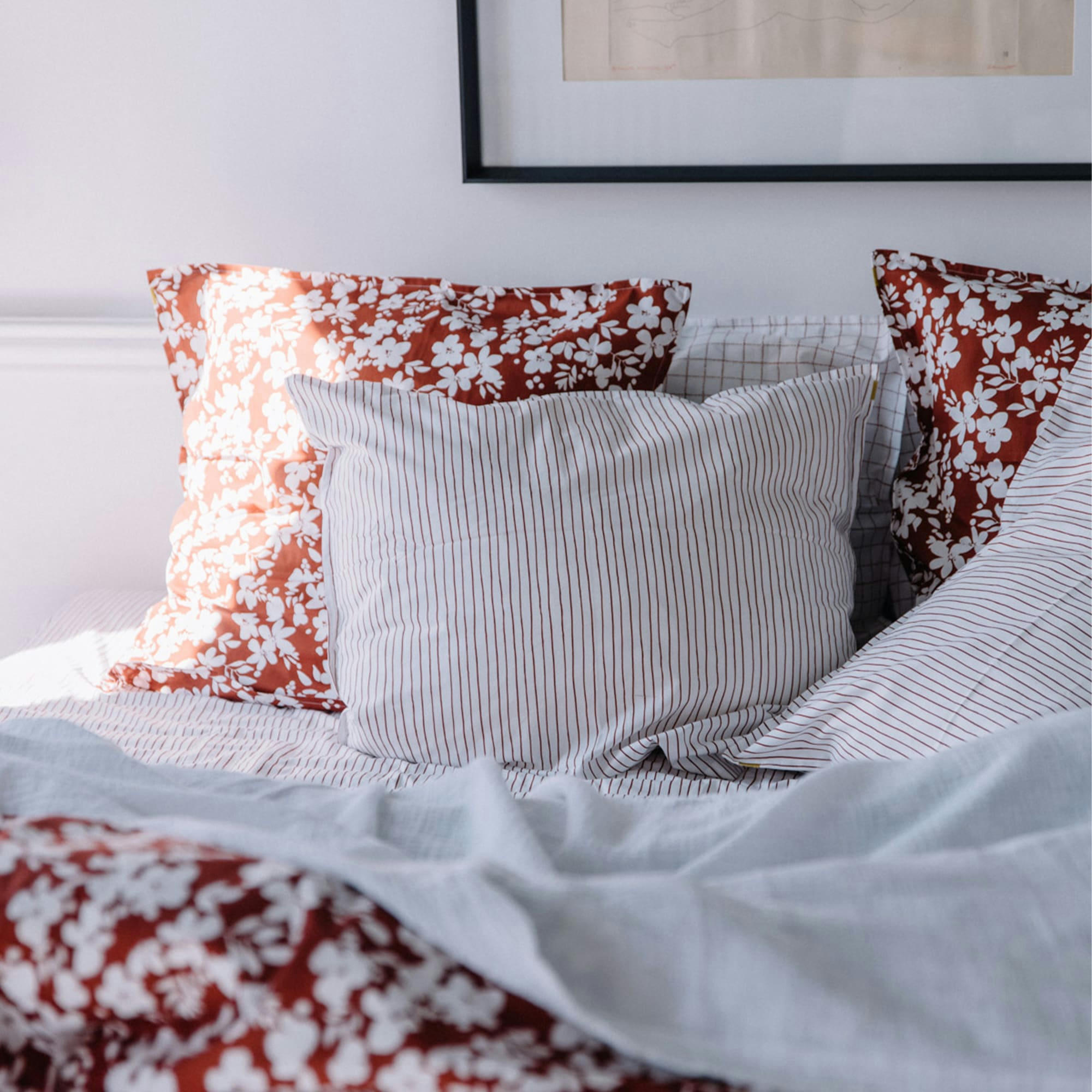 - Taie d'oreiller en percale de coton bio à rayures - rouille 65x65 cm