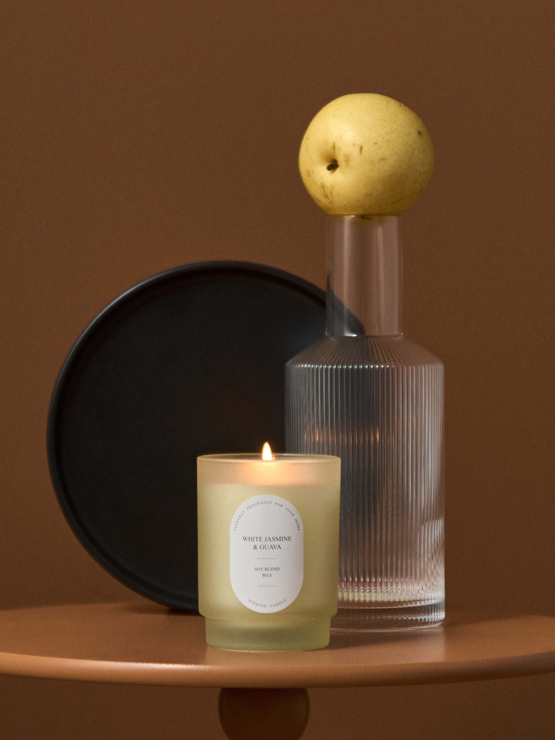 Sojowa świeczka zapachowa White Jasmine & Guava