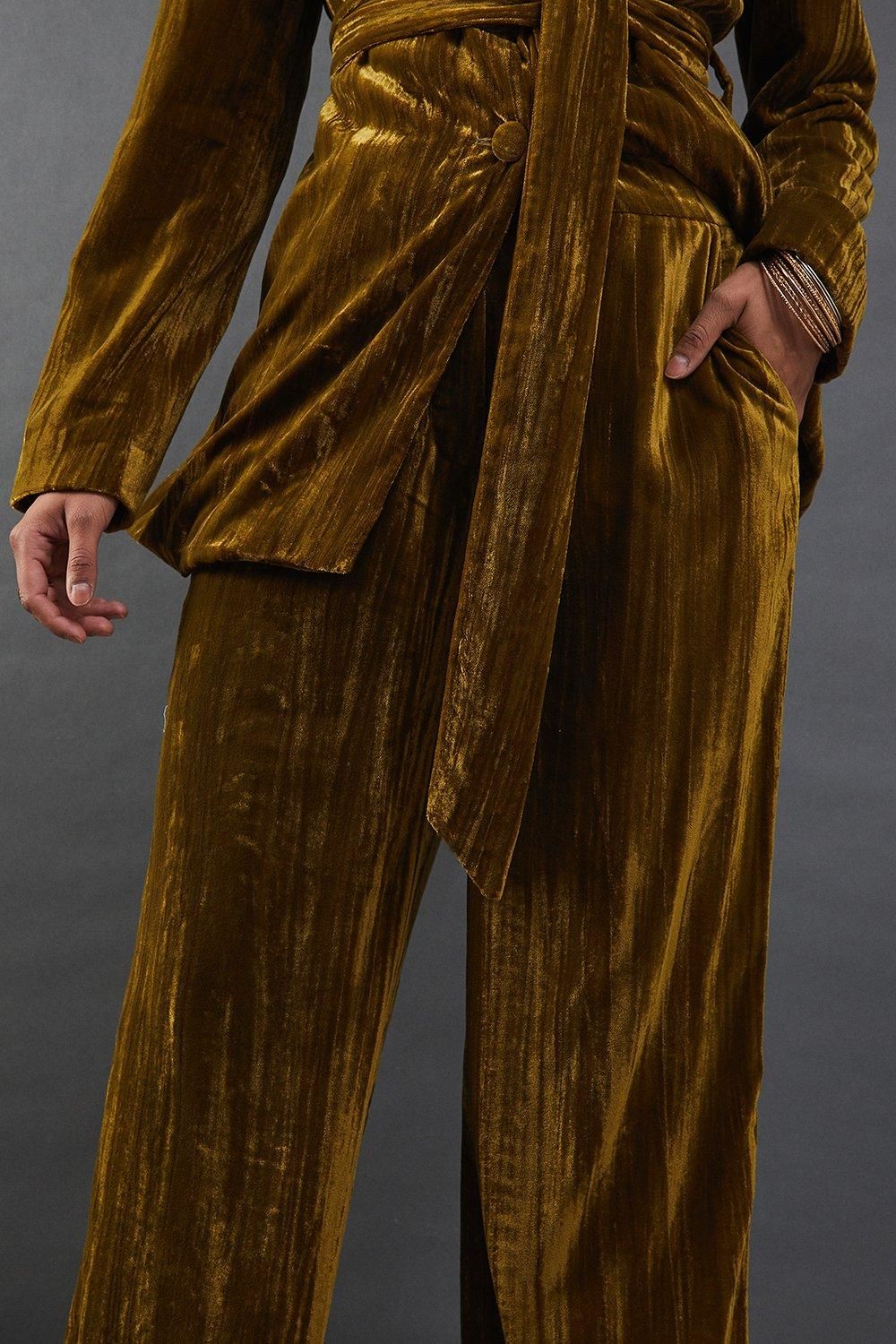 Warehouse Crushed Velvet High Waisted Tailored Trouser