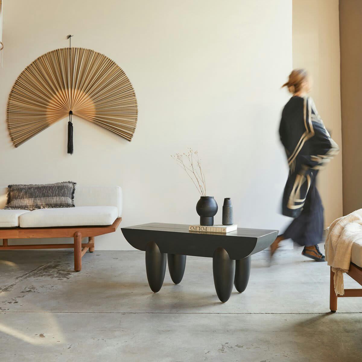 AYA - Table basse pin recyclé