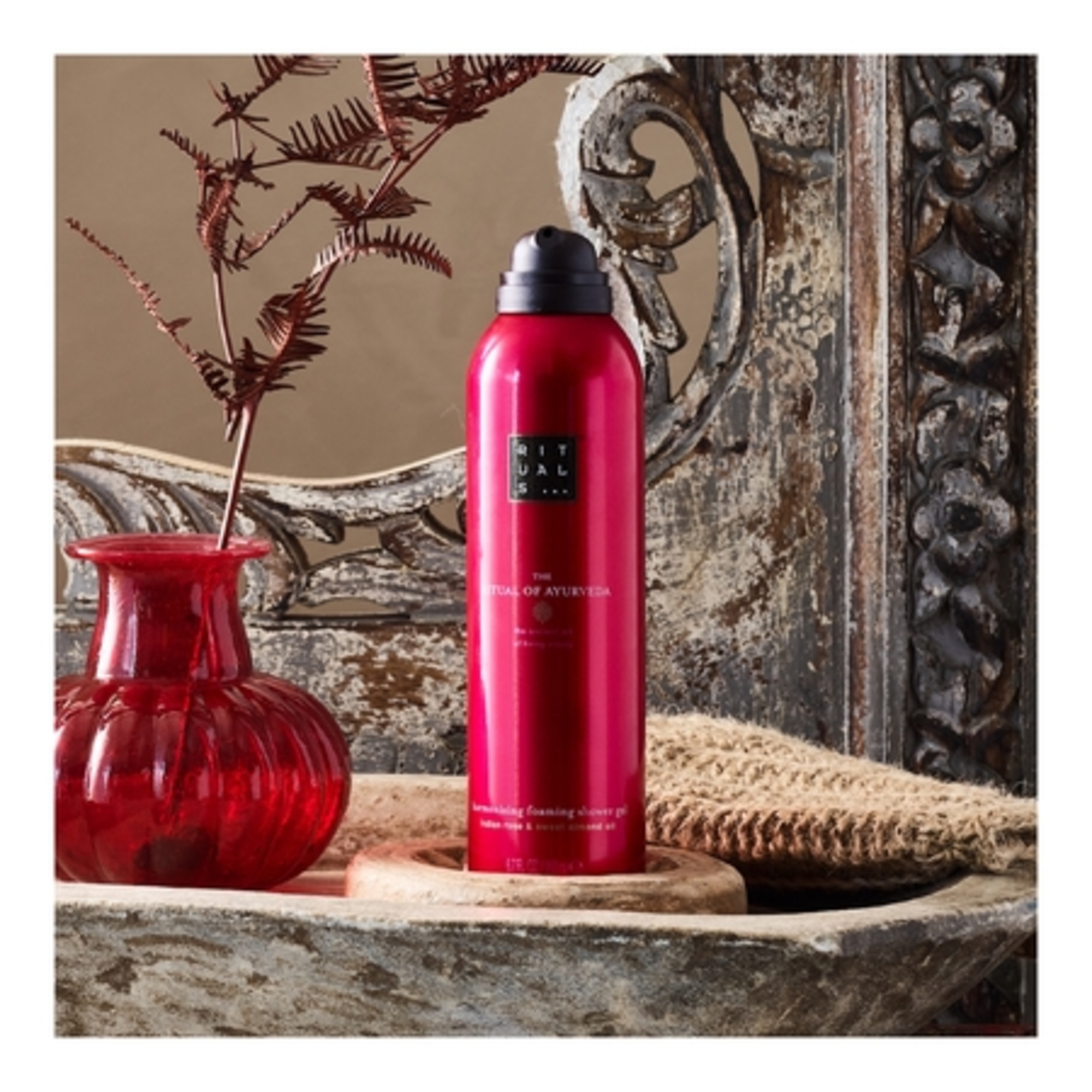 THE RITUAL OF AYURVEDAGel douche moussant rose indien & amande douce