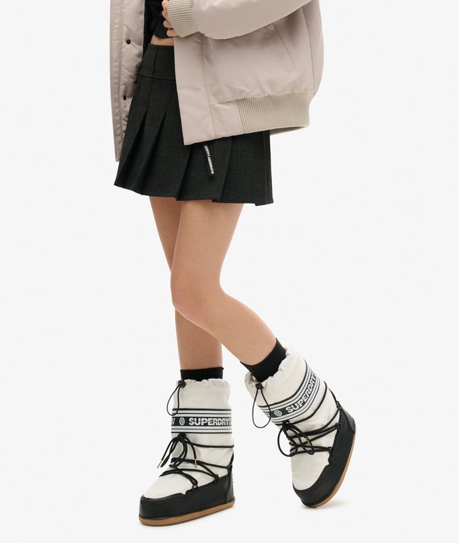 Snow Boots