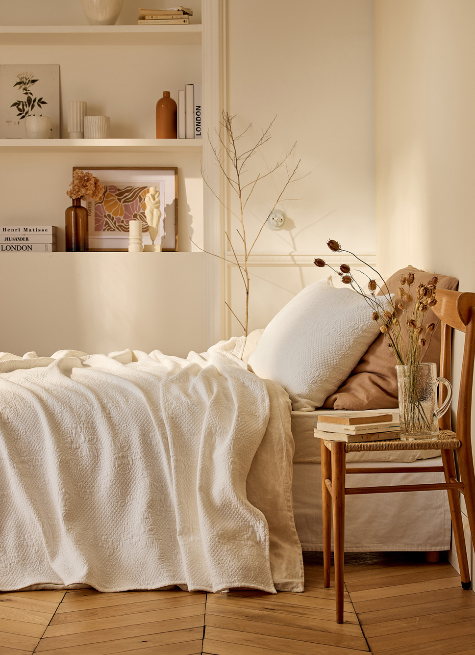 LARGE DESSUS DE LIT EFFET BOUTIS ROZEN ÉCRU