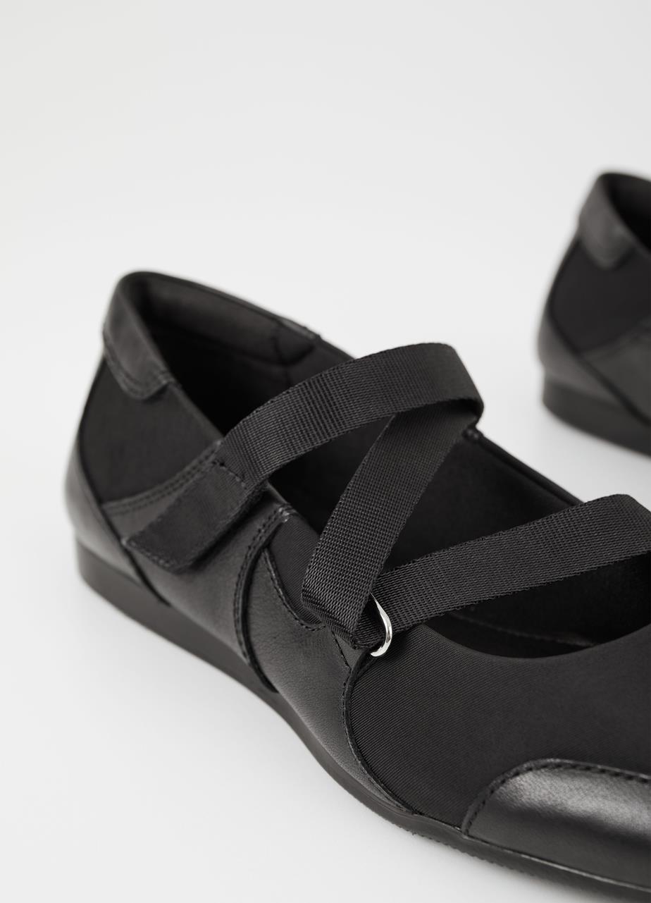 Hillary Ballet Flats