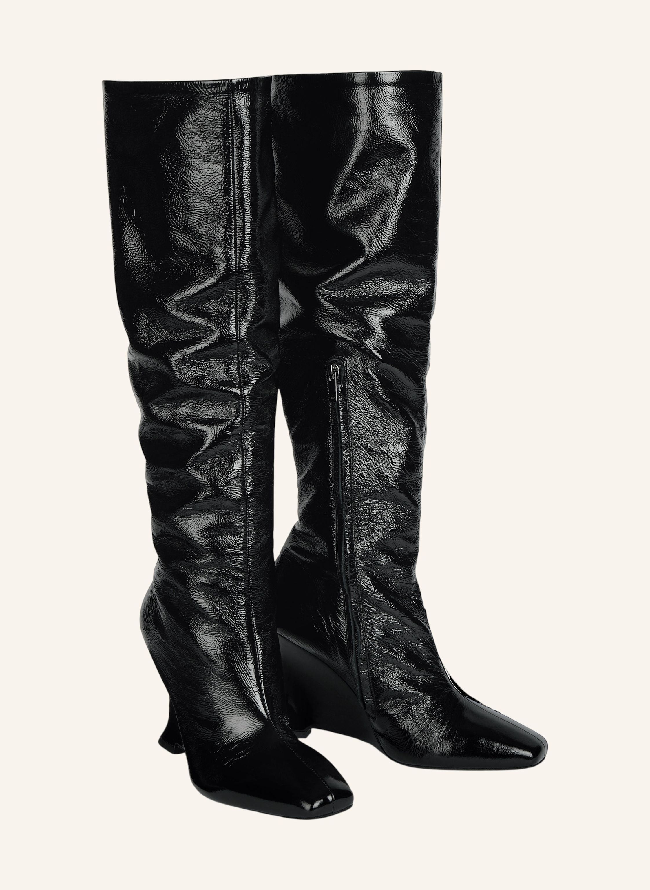 BALMAIN Stiefel Wedge aus geknittertem Lackleder