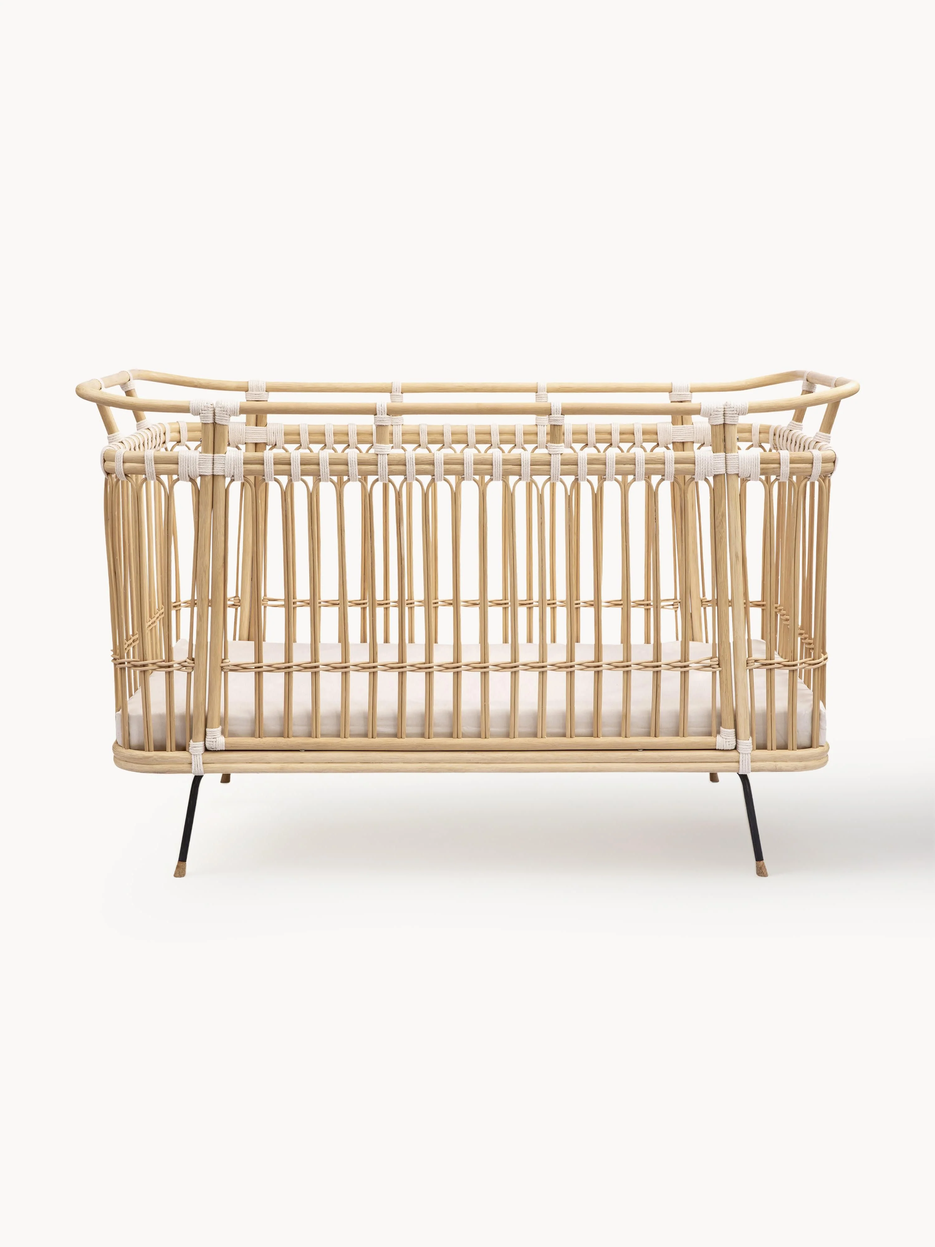 Handgefertigtes Babybett Paul aus Rattan
