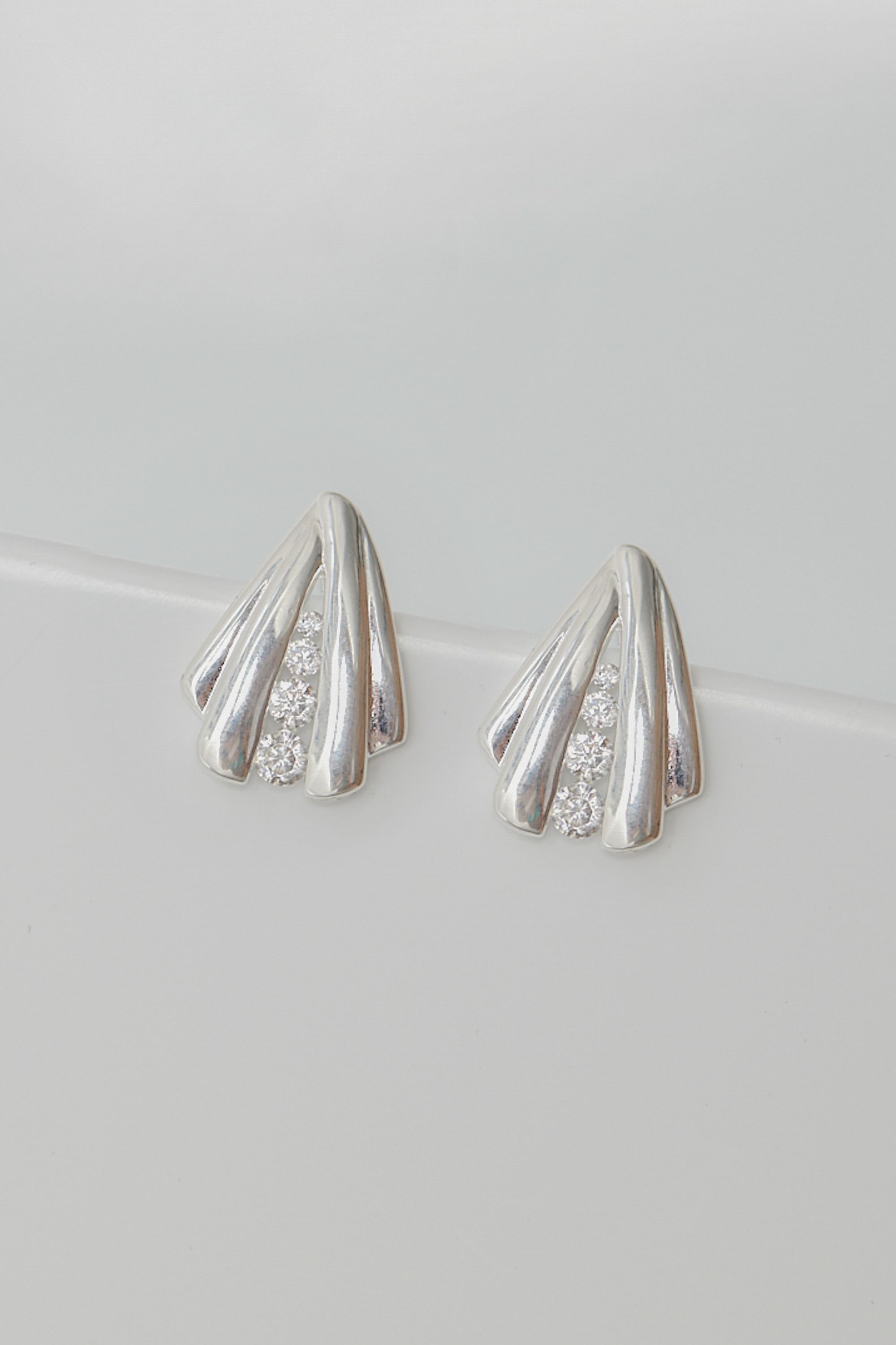 Simply Silver Sterling Silver 925 Polished And Cubic Zirconia Shell Stud Earrings