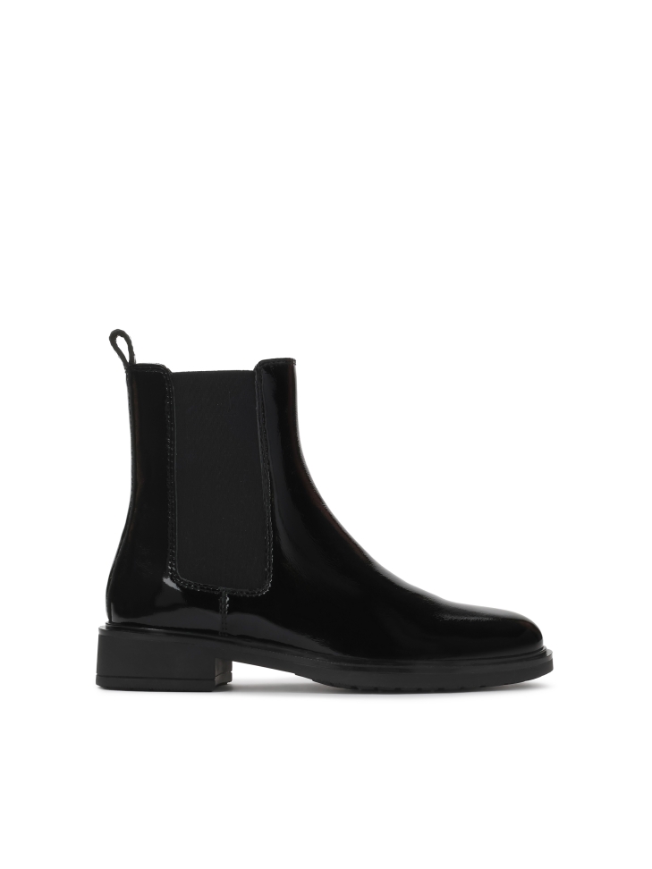 Black crinkle-effect Chelsea boots