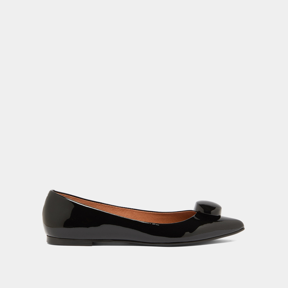 Ballerines à bouts pointus et billesen vernis noir | DALIDO