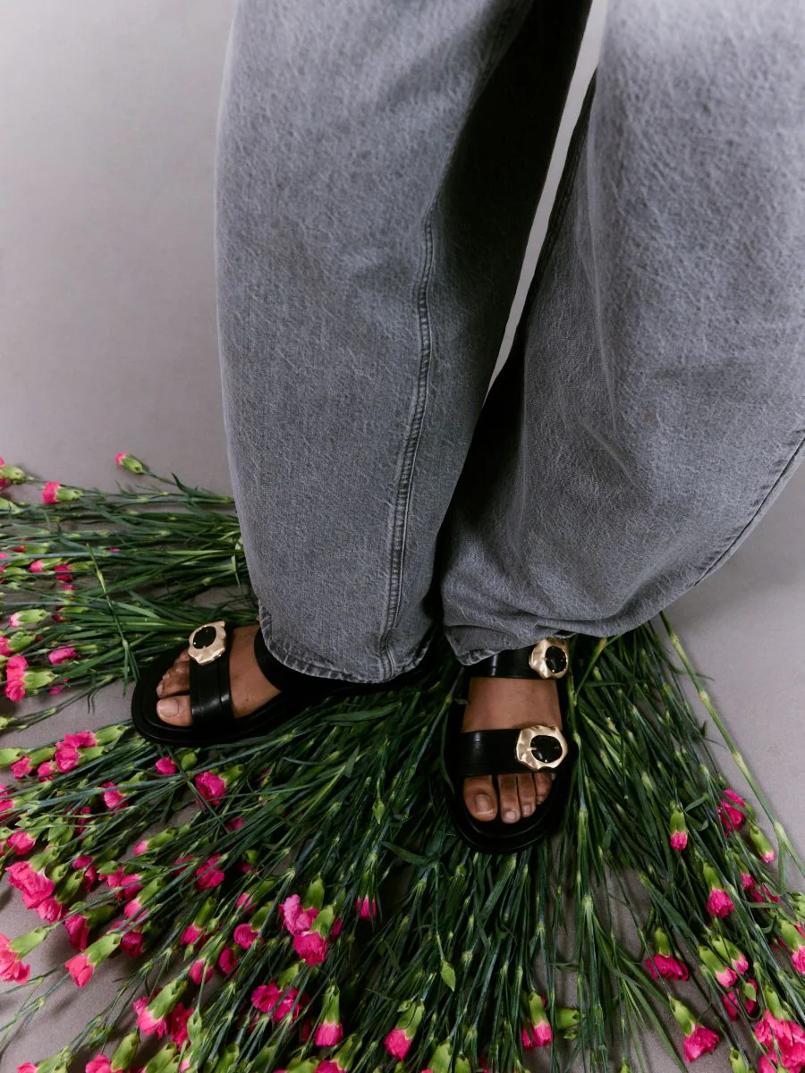 Sliders With Leather Rich Straps And Buckle