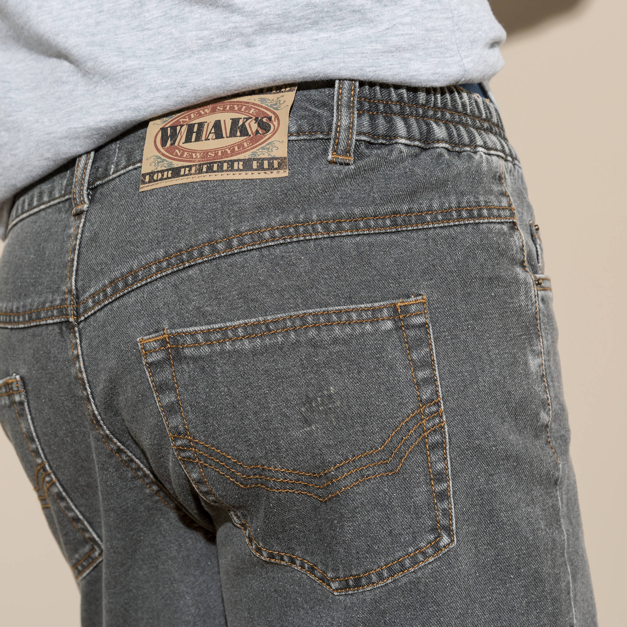 Short denim élastiqué c&ocirc;tés