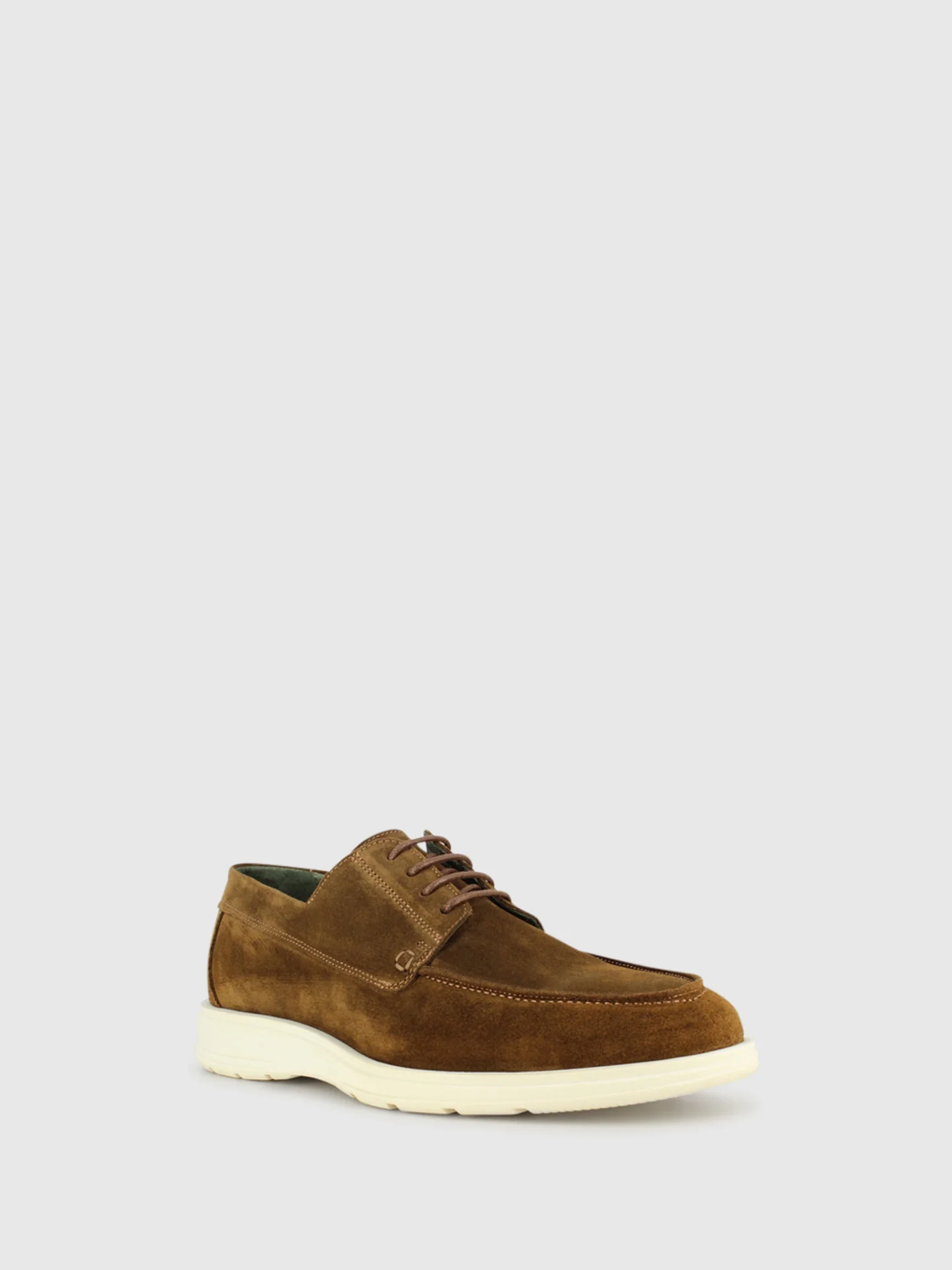 Sapatos com Atacadores em Castanho