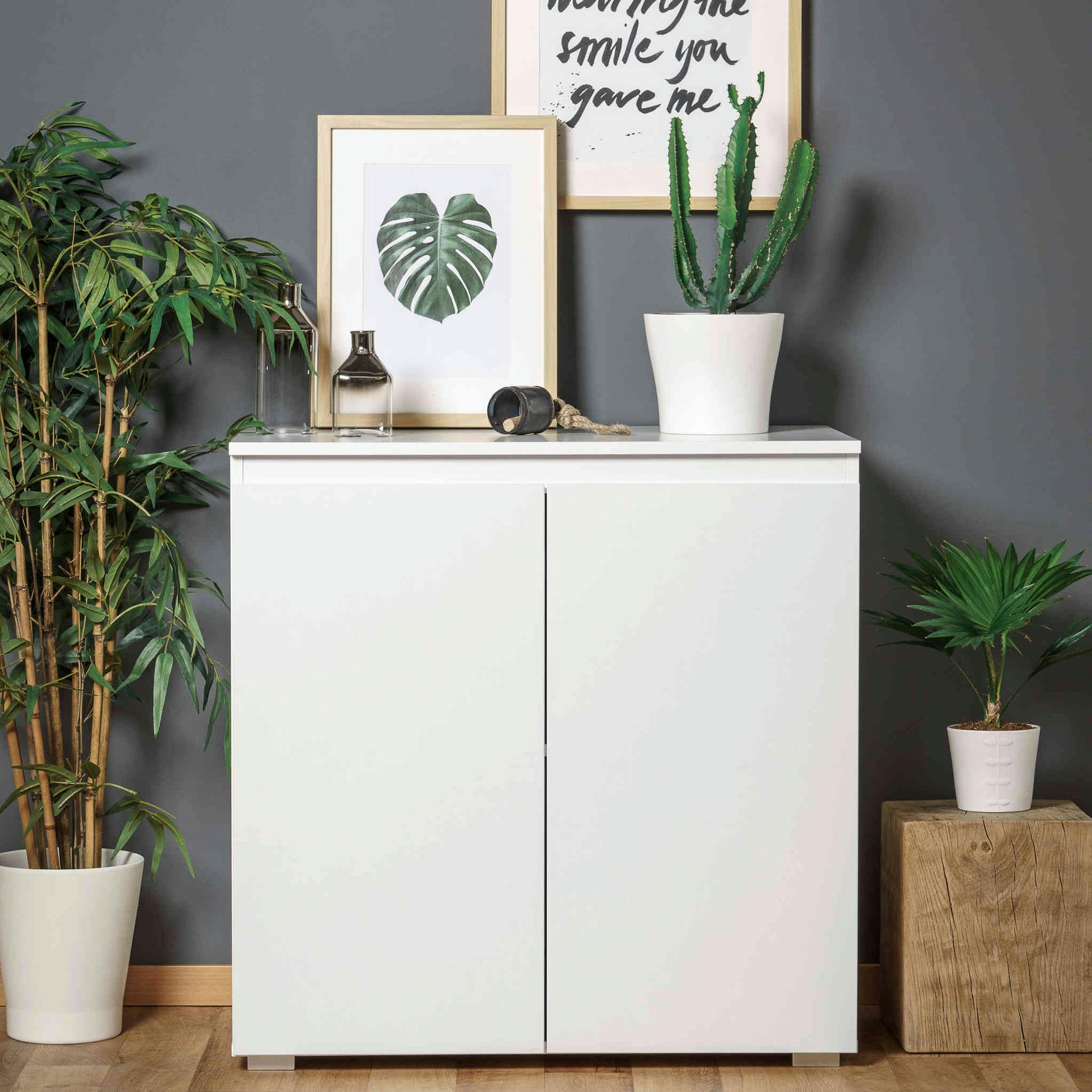 - Commode 2 portes en bois blanc