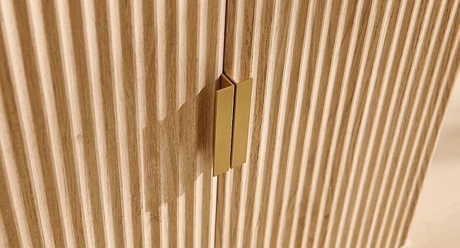 Fluted panel and metal pull