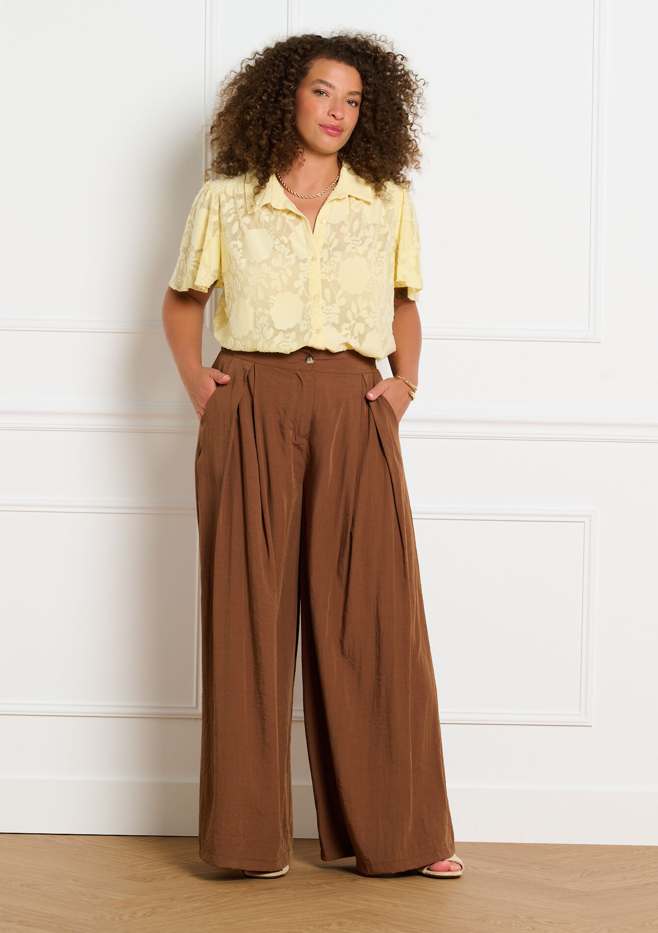 Luchtige blouse met soepele mouwen