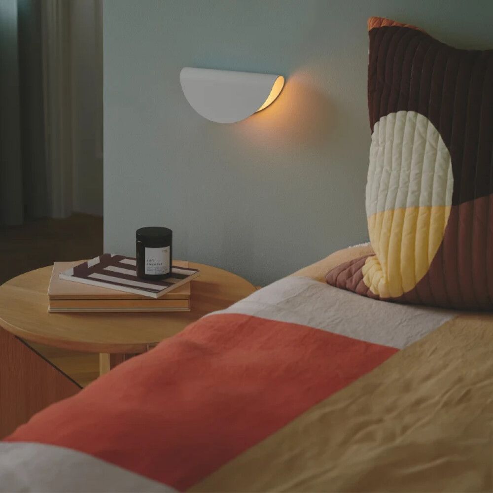 VEGGLAMPE NORDLUX MODEL 2110 HVIT
