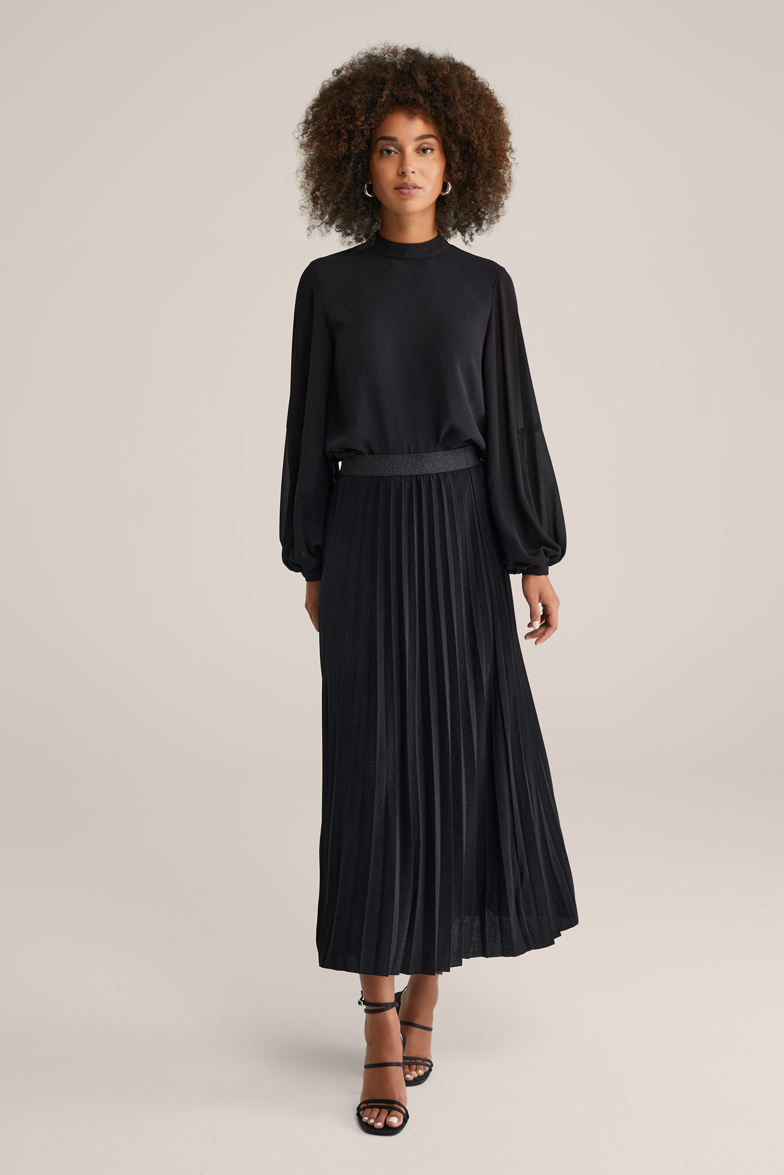 Dames pliss&eacute;rok met glittergaren