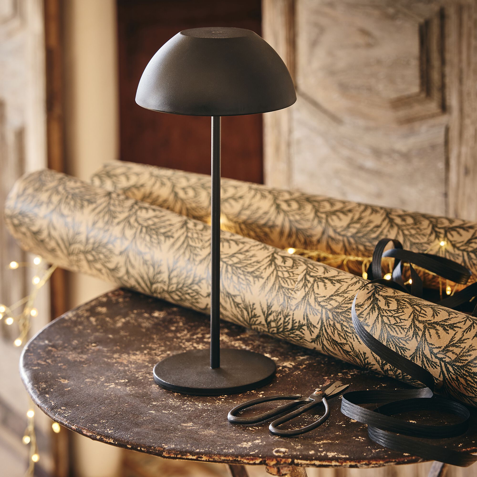LINA - Lampe de table à poser nomade H28cm - noir