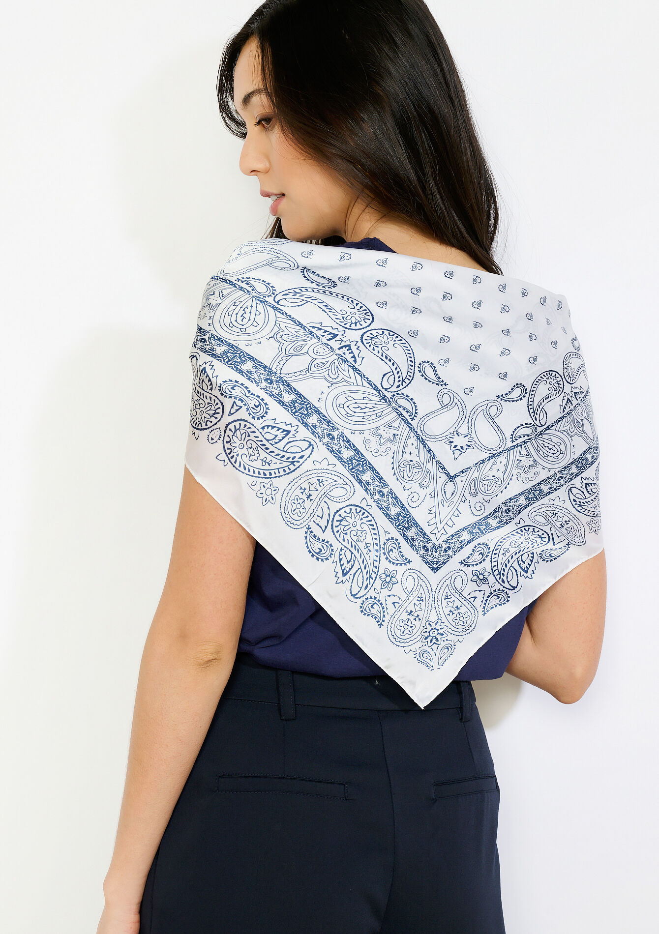 Zijdezachte sjaal met print