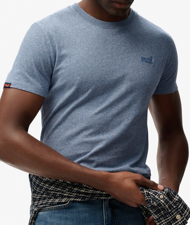Essential Logo T-Shirt