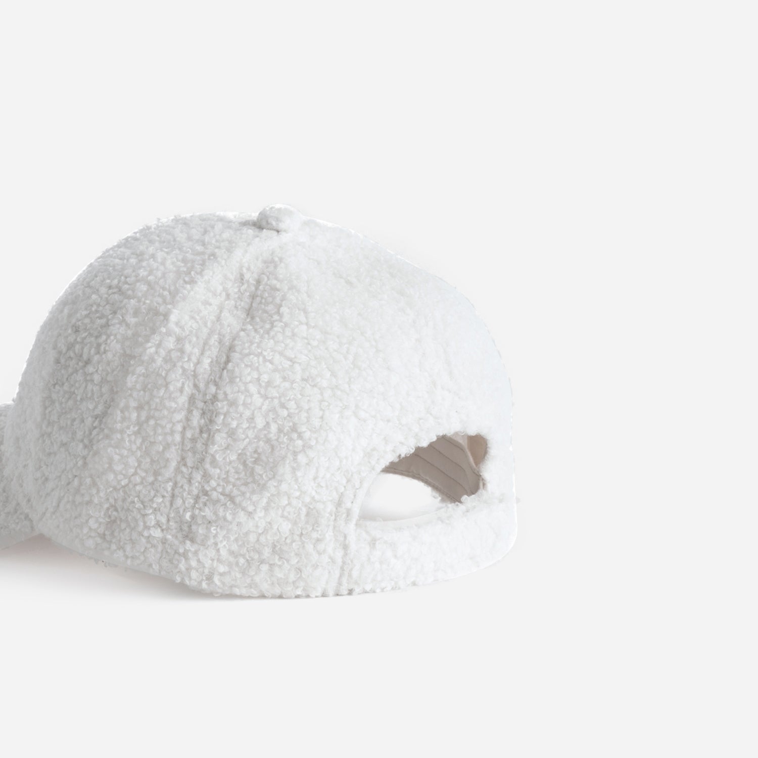 Casquette TEXTO blanche en bouclette